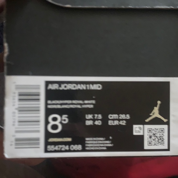 Air Jordan 1s - Picture 2 of 3